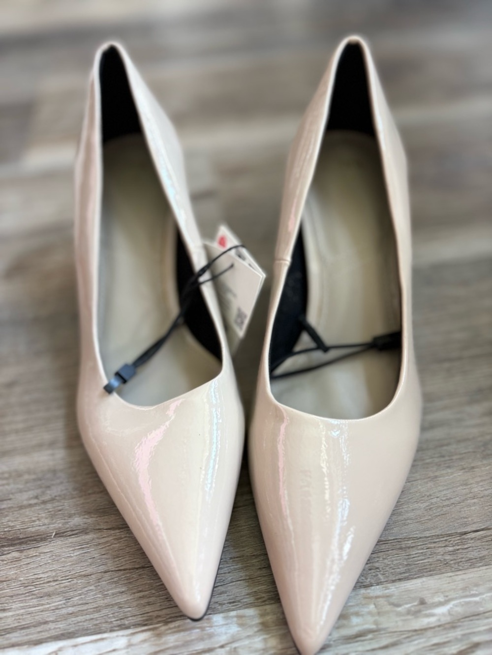 Zara Patent Pointed-Toe Pumps in Light Beige